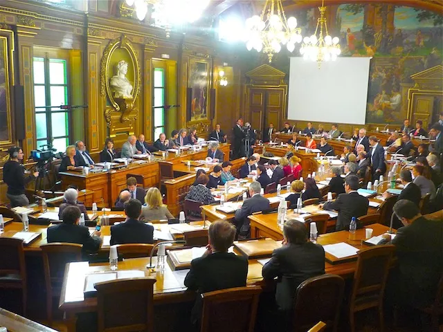 Amaury Nardone absent du conseil municipal de Lyon