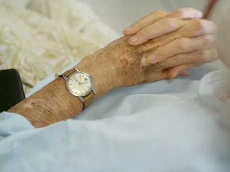 Lyon : une dame de 101 ans giflée par son auxiliaire de vie