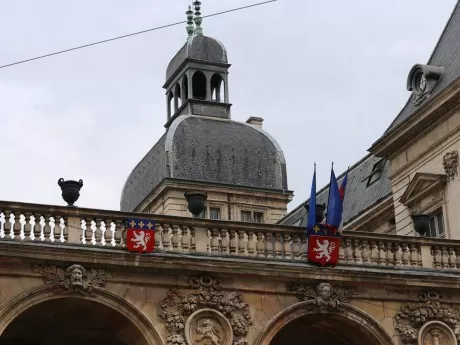Professeur abattu : "L'école de la République a été touchée par la barbarie fanatique" pour le groupe Les Ecologistes de Lyon