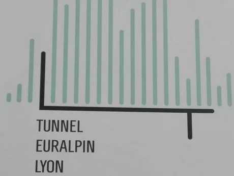 Le tunnelier du Lyon-Turin à l'arrêt pour deux mois