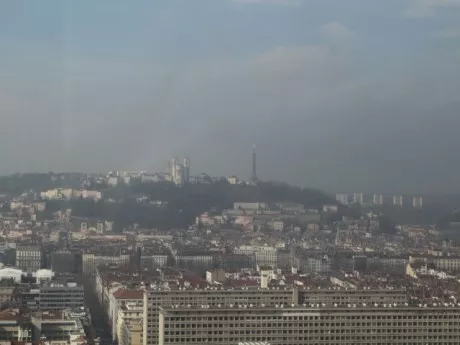 Pollution à l'ozone : la circulation différenciée mise en place vendredi à Lyon