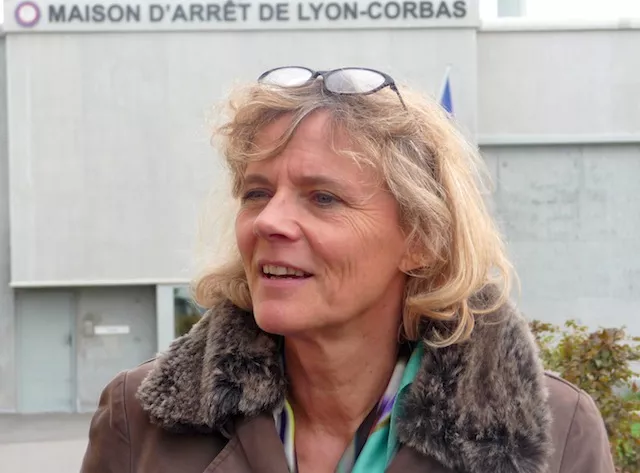 Florence Aubenas veut libérer la parole à la prison de Corbas