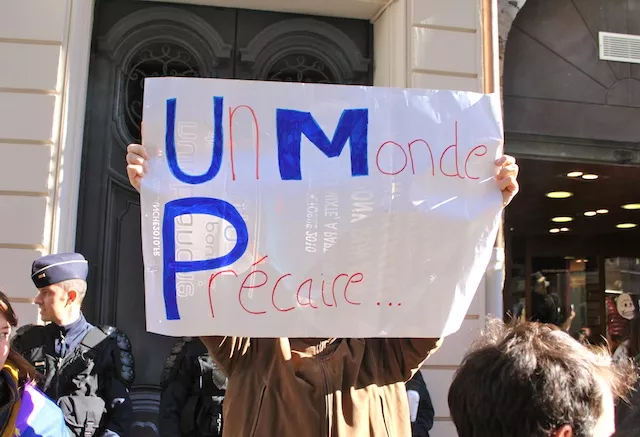 Des manifestants chômeurs ont envahi le siège lyonnais de l'UMP