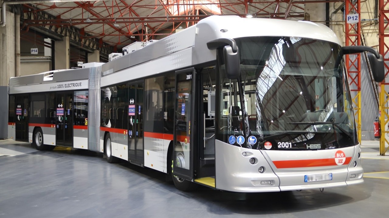 Lyon le Sytral lance le premier trolleybus 100 électrique nouvelle