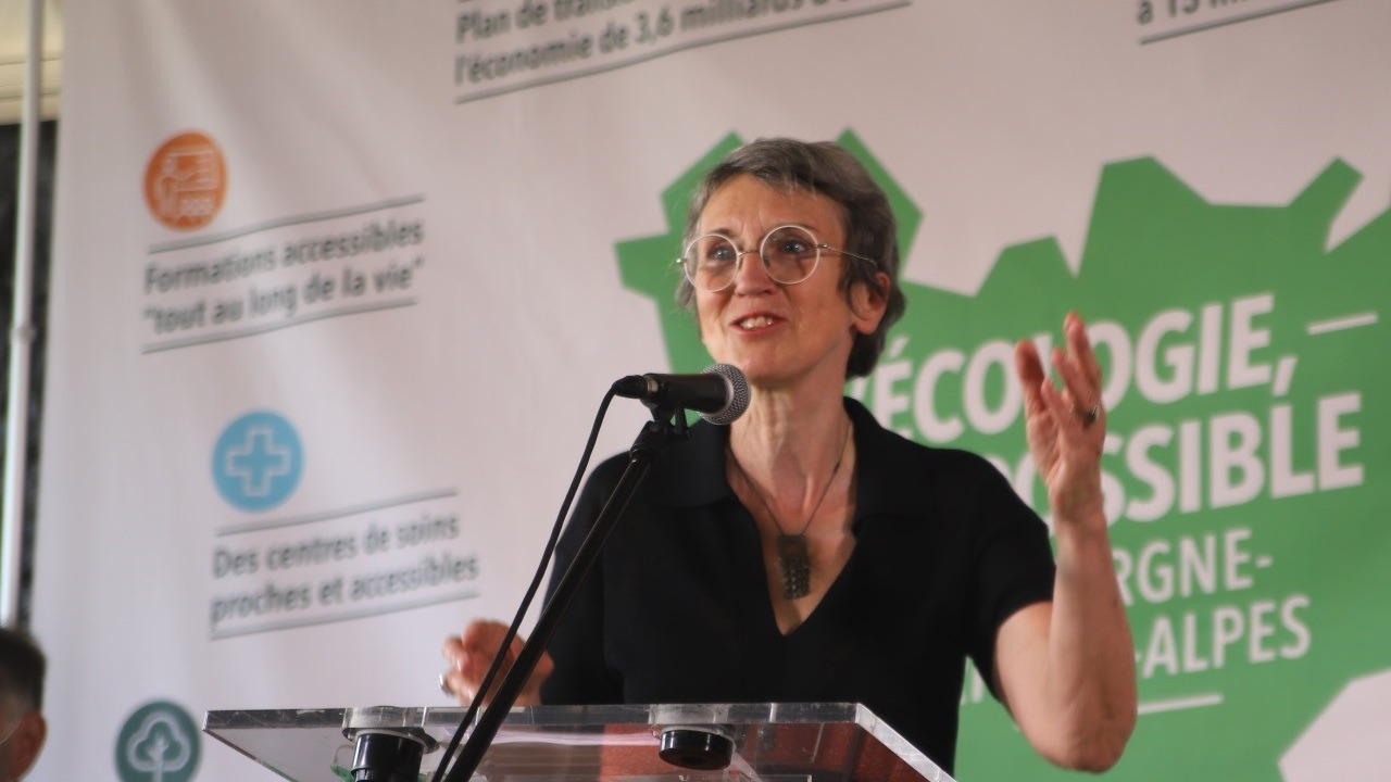 Régionales : "Que Fabienne Grébert (EELV) soit présidente, car elle a des atouts incroyables" - Vimarsana News