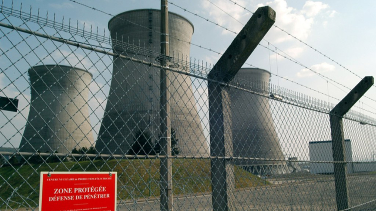 EELVs Wut nach der Ankündigung des Baus von zwei neuen Kernreaktoren in Bugey