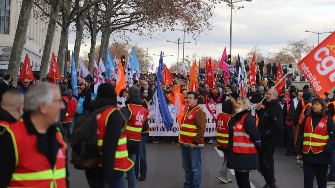 Place des Terreaux. Une manifestation en soutien au Groupe antifasciste  Lyon et environs (Gale) ce samedi