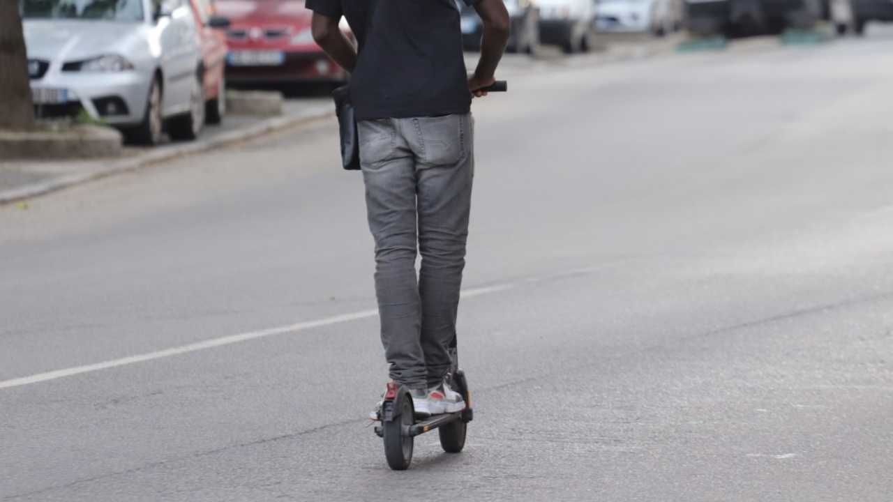 Villeurbanne : un jeune homme arrêté avec 17 000 euros dans un sac