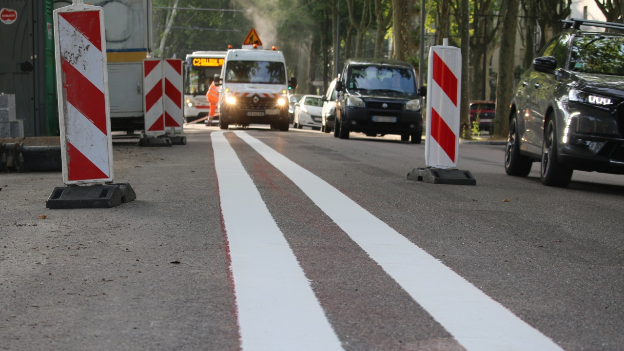 Lyon, ville la plus embouteillée de France en 2025 : la mairie écologiste évoque un "pic exceptionnel de chantiers"