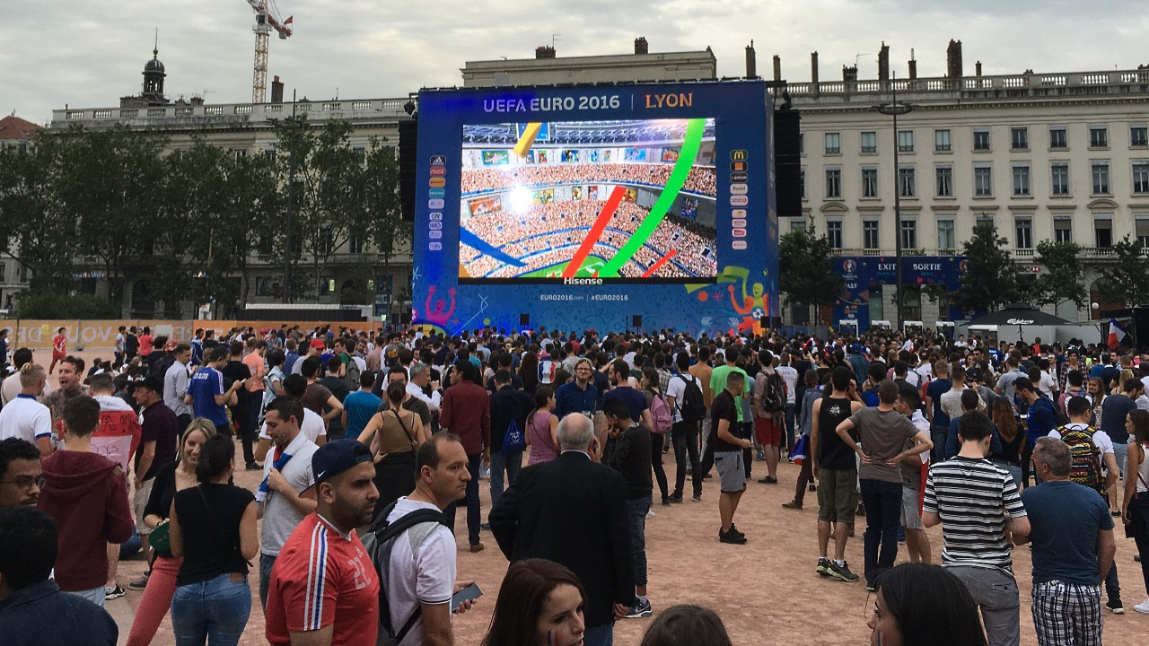 Coupe du monde 2026 : les maires d'opposition réclament des fan zones dans chaque arrondissement de Lyon