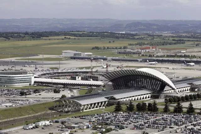 L’aéroport Lyon-St Exupéry pourrait être amené à fermer samedi matin