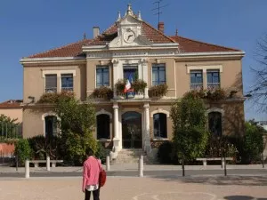 Deux mairies sont fermées jeudi dans le Rhône en raison de la grève des agents municipaux