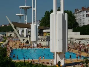 La Ville veut réchauffer la piscine du Rhône