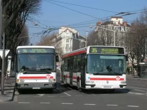 Le bus qui relie Vaulx-en-Velin la Soie au Parc de Miribel Jonage reprend du service dès ce week-end