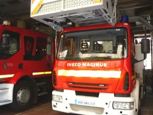 Les pompiers sauvent une famille de Cours-la-Ville