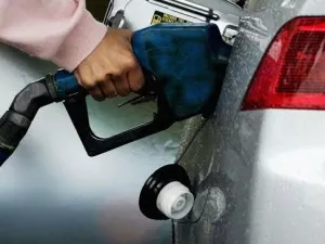 Les prix de l'essence ont battu un record historique en France, pour la deuxième semaine de suite