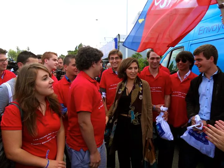 600 militants de l’UMP du Rhône passent un dimanche à la campagne