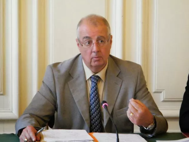 Injures publiques : le directeur de la sécurité publique du Rhône également témoin assisté