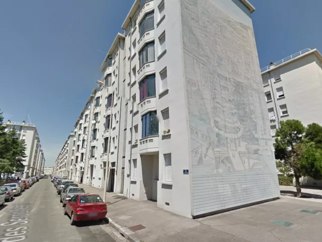 Odeur, asticots, fragments de corps : l'appartement d'un défunt à Lyon n'avait jamais été nettoyé