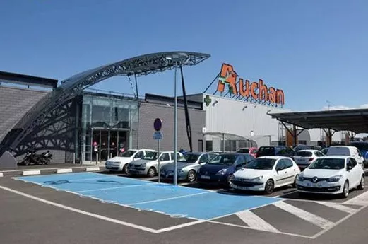 Lyon : Une retraitée fait des courses pour…1,4 milliard d’euros à Auchan Dardilly
