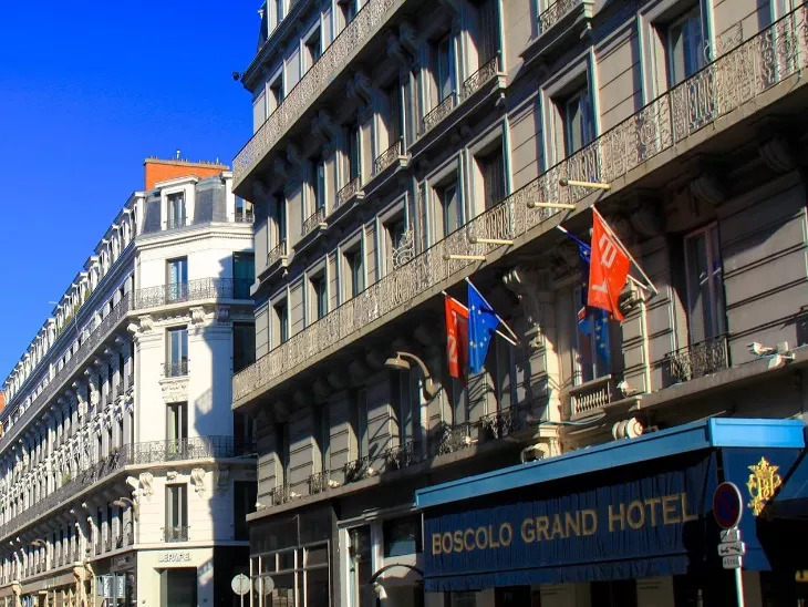 Lyon : 28 travailleurs étrangers sur le chantier de l’hôtel Boscolo