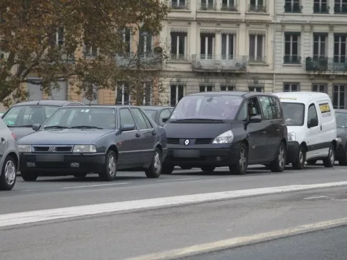 Lyon veut interdire les véhicules polluants