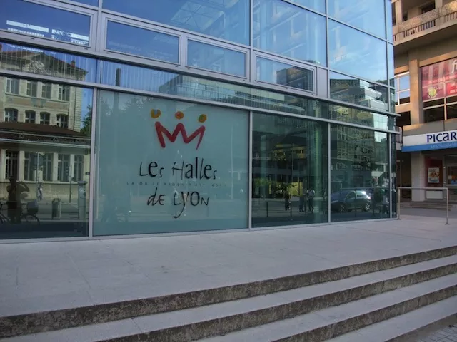 Compromis trouvé entre commerçants des Halles de Lyon et municipalité