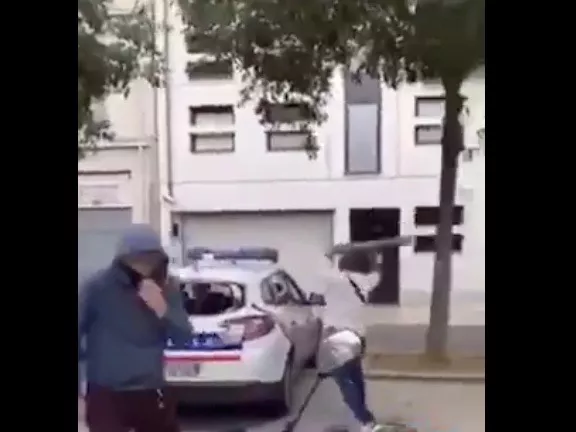 Lyon : une enquête ouverte après la dégradation d’une voiture de police 