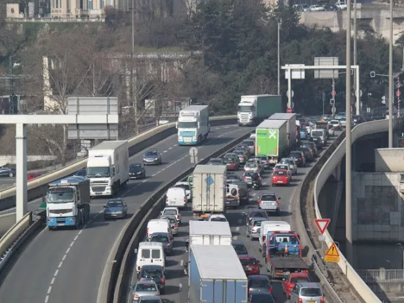 Rhône : le week end de Pâques sera rouge sur les routes