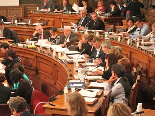 Lyon : les indemnités des élus d'arrondissement en question