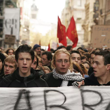 Manifestation étudiante : un lycéen blessé près de Lyon