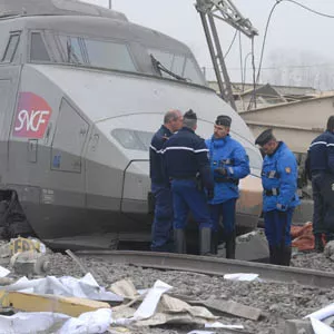 Accident de TGV : trois personnes mises en examen pour homicide involontaire