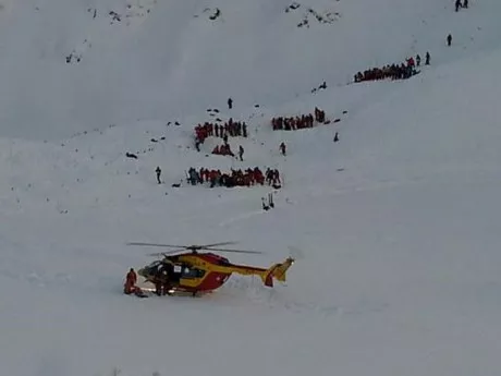 Avalanche mortelle aux Deux Alpes : le professeur qui encadrait le groupe placé en garde à vue