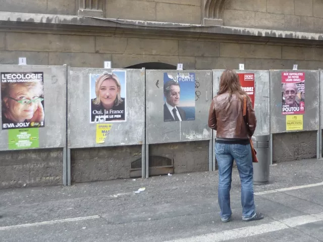 Présidentielle : Mélenchon élu à Lyon pour son affiche de campagne