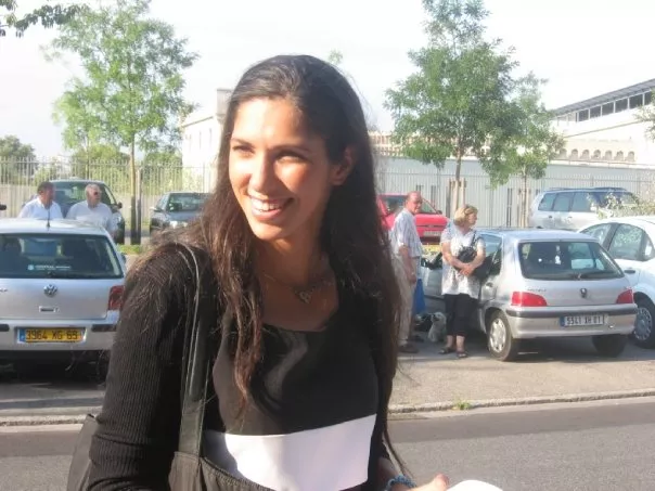 NVB candidate aux législatives à Villeurbanne : "le temps des princesses est terminé" pour Emmanuelle Haziza