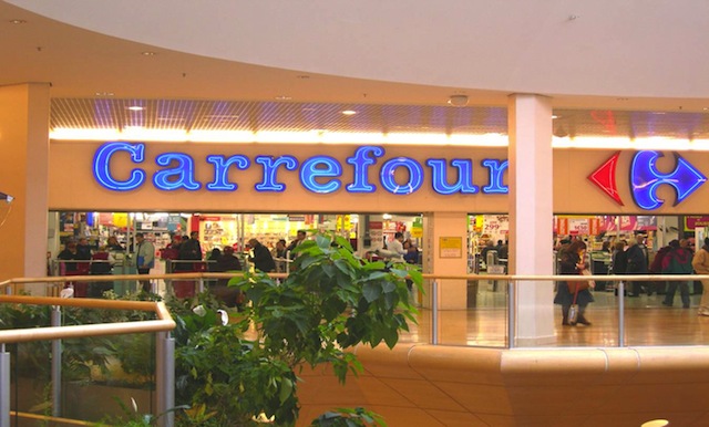 Les quatre vigiles du magasin Carrefour Part-Dieu mis en examen apr&egrave;s la mort d&rsquo;un jeune de 25 ans