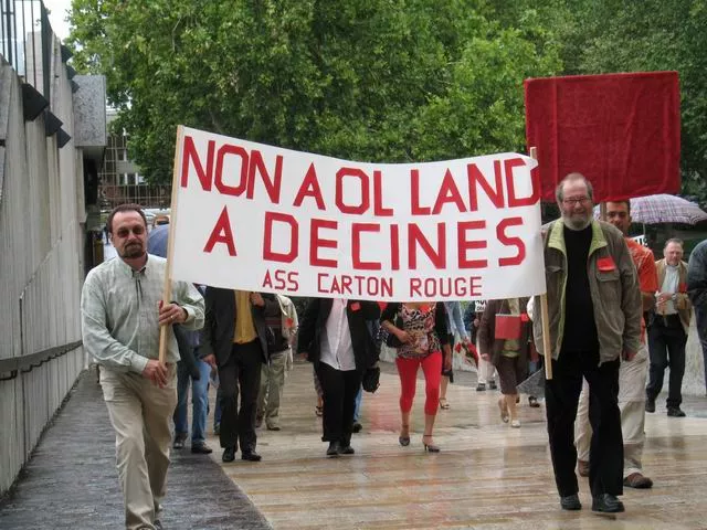 Les opposants à OL Land sur le pont