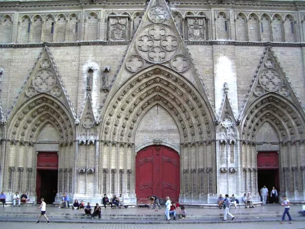 Polémique autour d’un happening prévu samedi devant la Cathédrale Saint-Jean