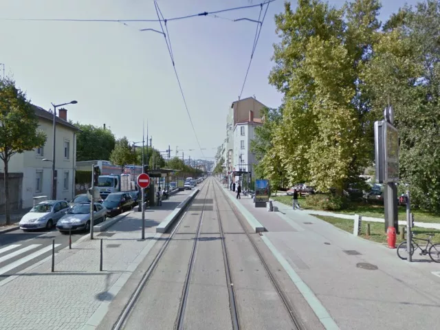 Une enfant de 12 ans grièvement blessée après avoir été renversée par un tram
