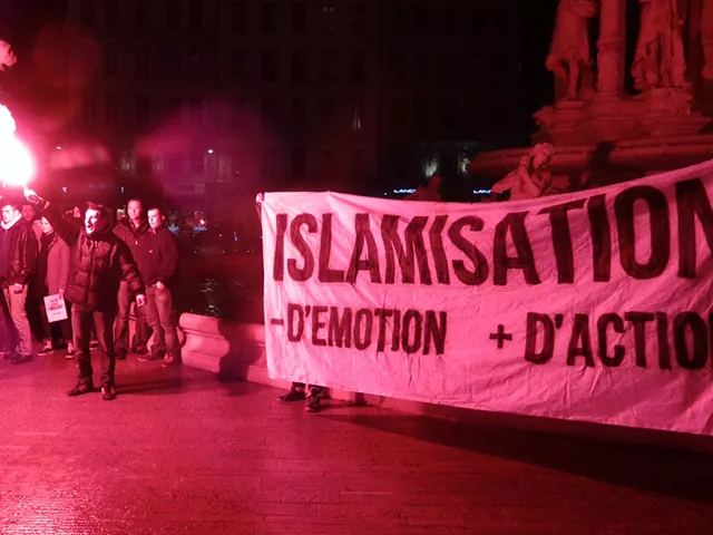 Lyon : 250 personnes au rassemblement des identitaires contre "l'islamisation de la France"