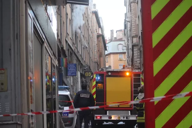 Explosion à Lyon (1e) : un homme éjecté hors de son appartement gravement blessé