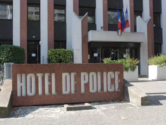 Lyon : l'agresseur de la policière placé en détention provisoire