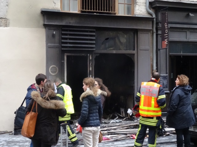 Lyon : un magasin de la Presqu'&icirc;le d&eacute;truit par un incendie