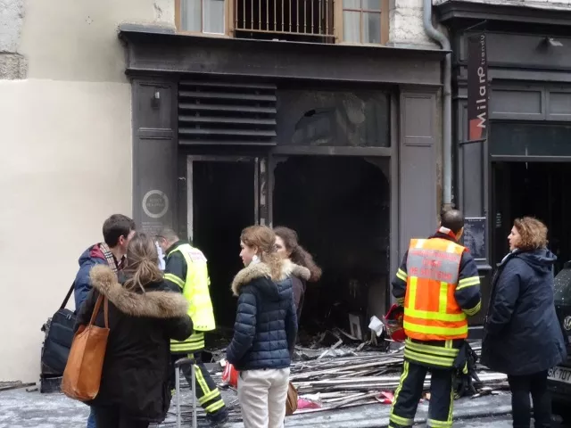 Lyon : un magasin de la Presqu'île détruit par un incendie