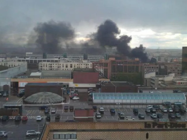 Lyon : 5 voitures partent en fumée à la Part-Dieu