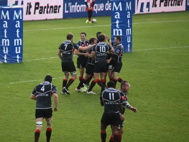 Le LOU Rugby a eu chaud mais l'emporte face à Bourg-en-Bresse (27-24)