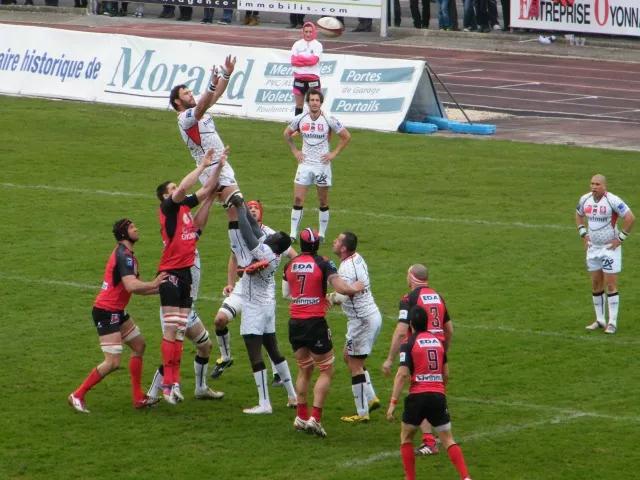 Le LOU Rugby n'a pas tenu le choc face à Oyonnax (23-20)