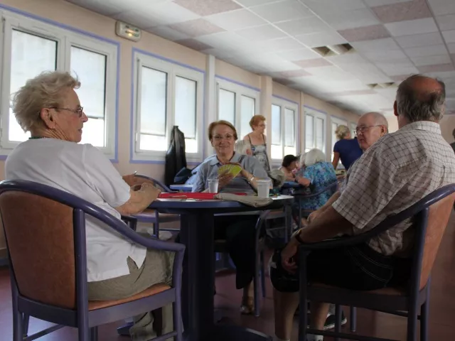 Les retraités délaissent le Rhône pour la mer