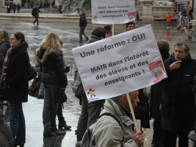 Rythmes scolaires : A Lyon, enseignants et parents d’élèves craignent un "passage en force"
