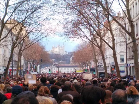 Attentats de Paris : la marche blanche prévue ce dimanche à Lyon annulée